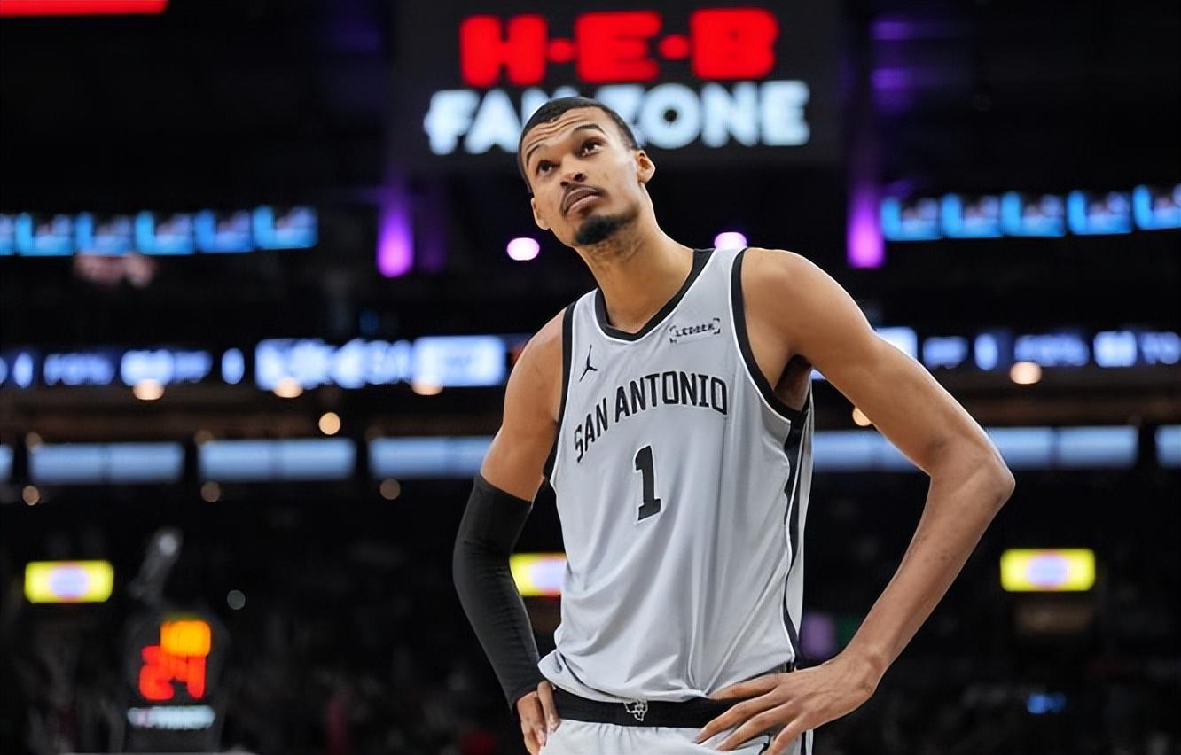 山猫直播官网-16胜1负!联盟第1+联盟第2!对不起SGA:他要抢MVP!